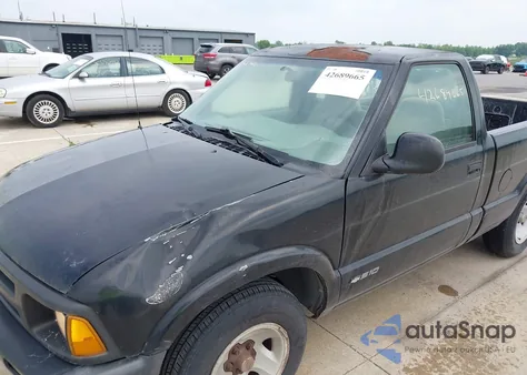 1995 Chevrolet S Truck S10 из США, поврежденный, VIN 1GCCS1440SK211488